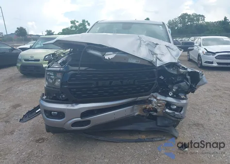 2022 Ram 1500 Big Horn 4X4 6'4 Box z USA, uszkodzony, nr VIN 1C6SRFBT4NN445528